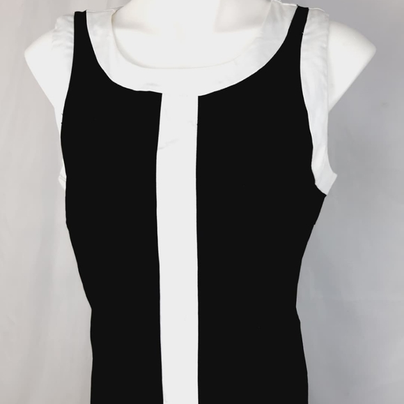 New with tags,
Maurices zip up black and white - Picture 5 of 9